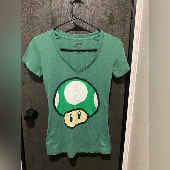 Women’s small Super Mario green mushroom v neck. - Picture 1 of 3